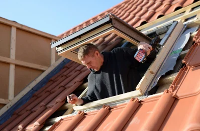 Pose de fenêtres de toit Velux à Arriance